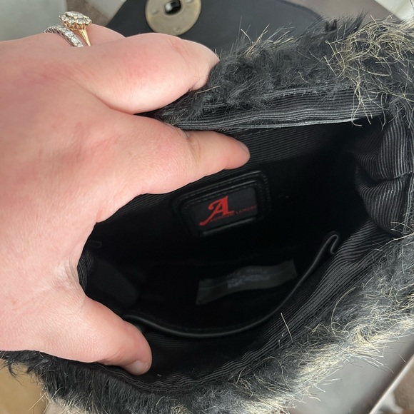 Item 050: NWT Adrienne Landau Faux Fur Convertible Crossbody-Handbag - Picture 6 of 8